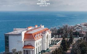 KADORR Hotel Resort&Spa